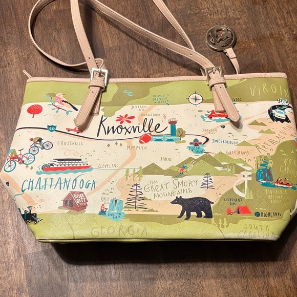 Spartina 449 Tennessee Tote in Green and Tan - Picture 3 of 6